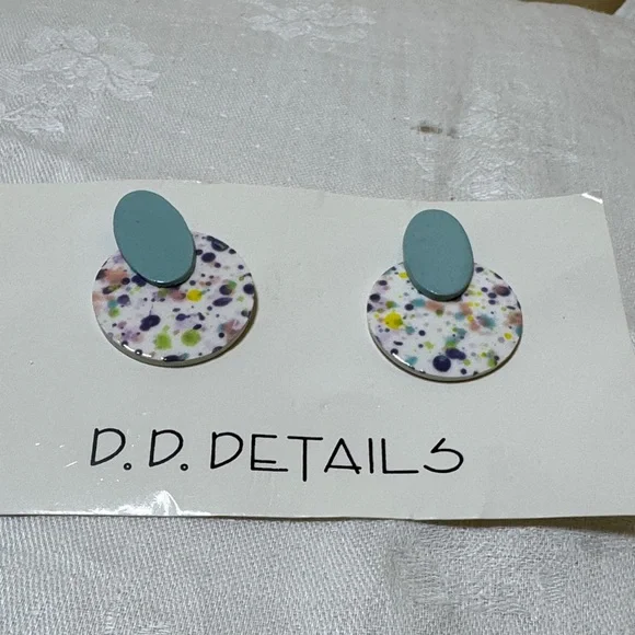 Multicolor Dangle Earrings - Picture 1 of 7